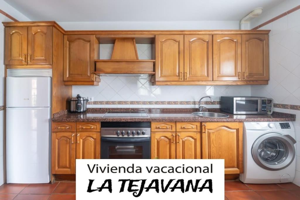 Vivienda Vacacional La Tejavana Llames de Pría Exterior foto